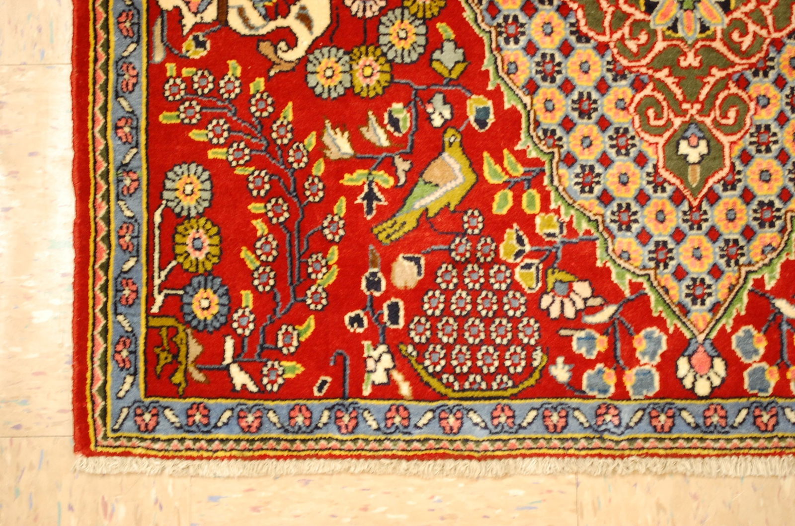 Persian QUME RUG 2'7" x 3'5" - 3
