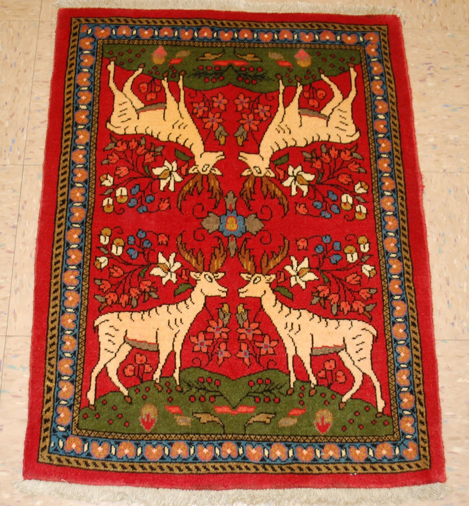 Persian BEJAR RUG 2'1" x 2'10": Title: Persian BEJAR RUG 2'1" x 2'10" Description:OLD, ANTIQUE PREMIUM MASTER PIECE FINE AUTHENTIC HAND KNOTTED Persian BIJAR RUG with KORK WOOL and HIGH KPSI..............Super detailed ANIMAL patter