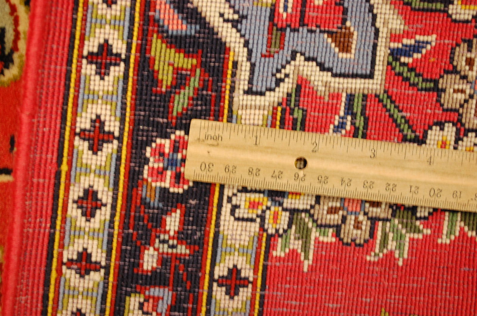 PERSIAN KESHAN RUG 2'7" x 3'3" - 11