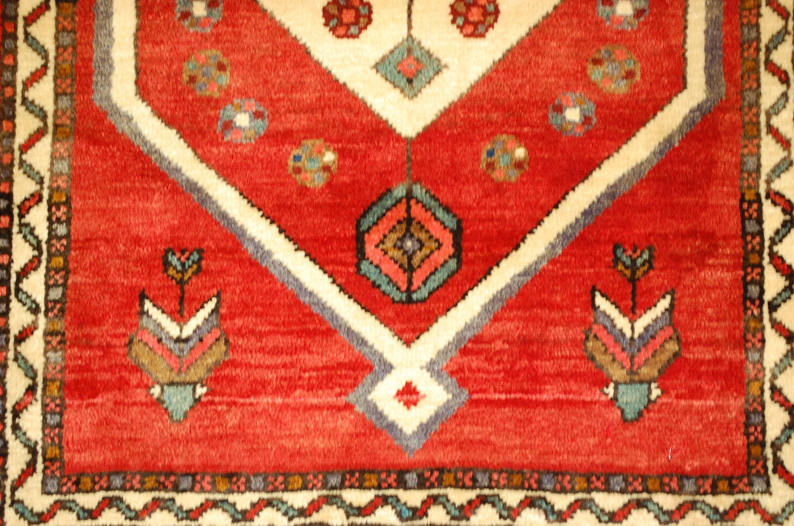 PERSIAN LILIHAAN MALAYEER RUG 2'1" x 3'5" - 4