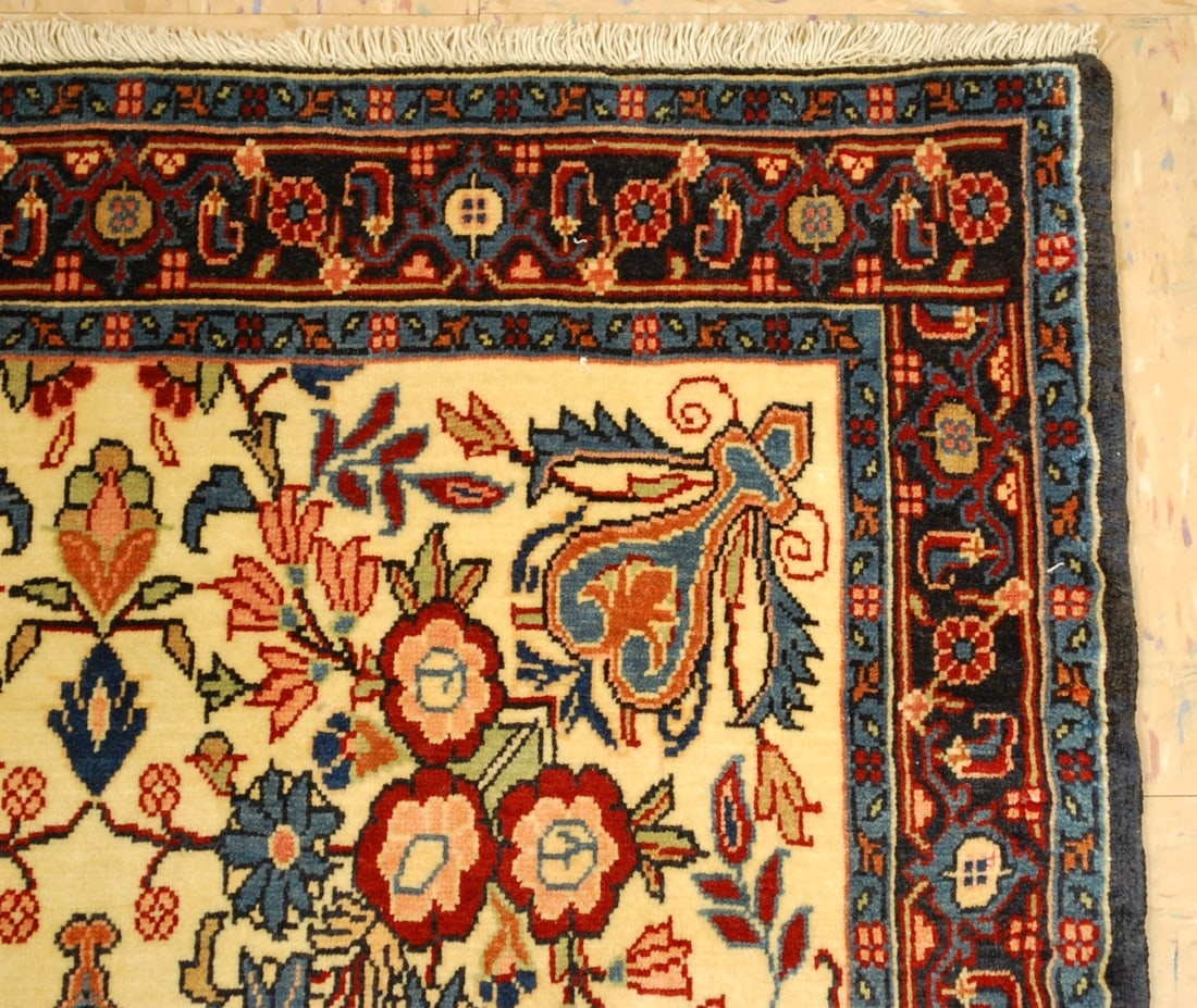 Persian Bijar Rug 2'6" x 3'8" - 6