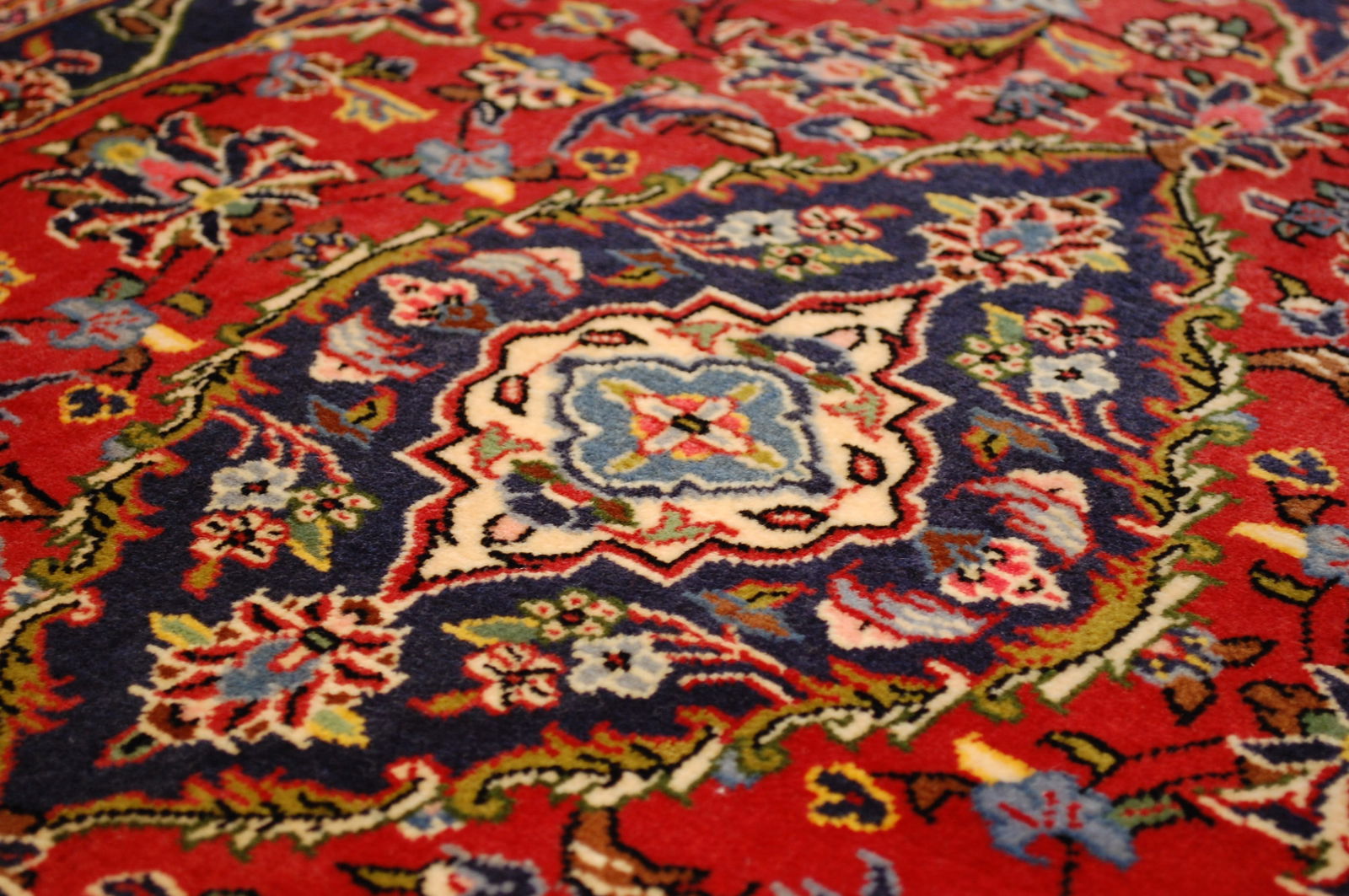 PERSIAN KESHAN RUG 2.4x3.4 - 6