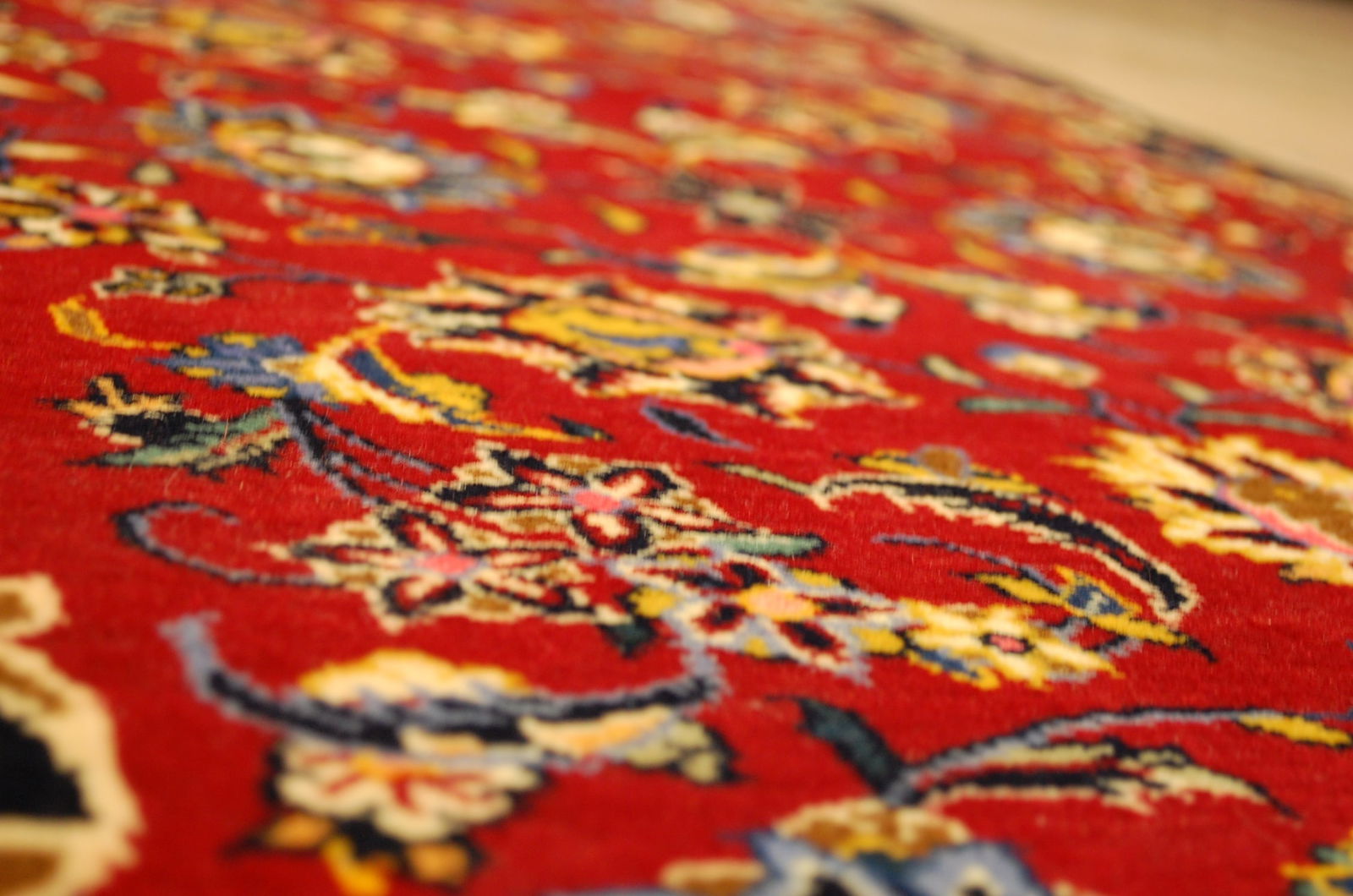 PERSIAN KESHAN RUG 2'5" x 4'1" - 7