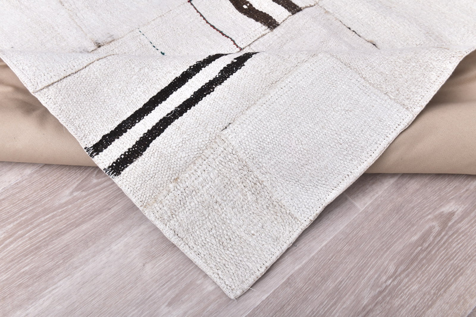 4'9'' x 6'11'' Turkish Hemp Patchwork Rug - 240051 - 12