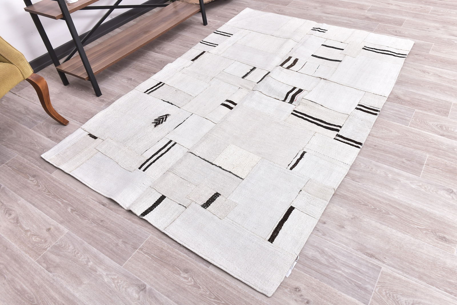 4'9'' x 6'11'' Turkish Hemp Patchwork Rug - 240051 - 2