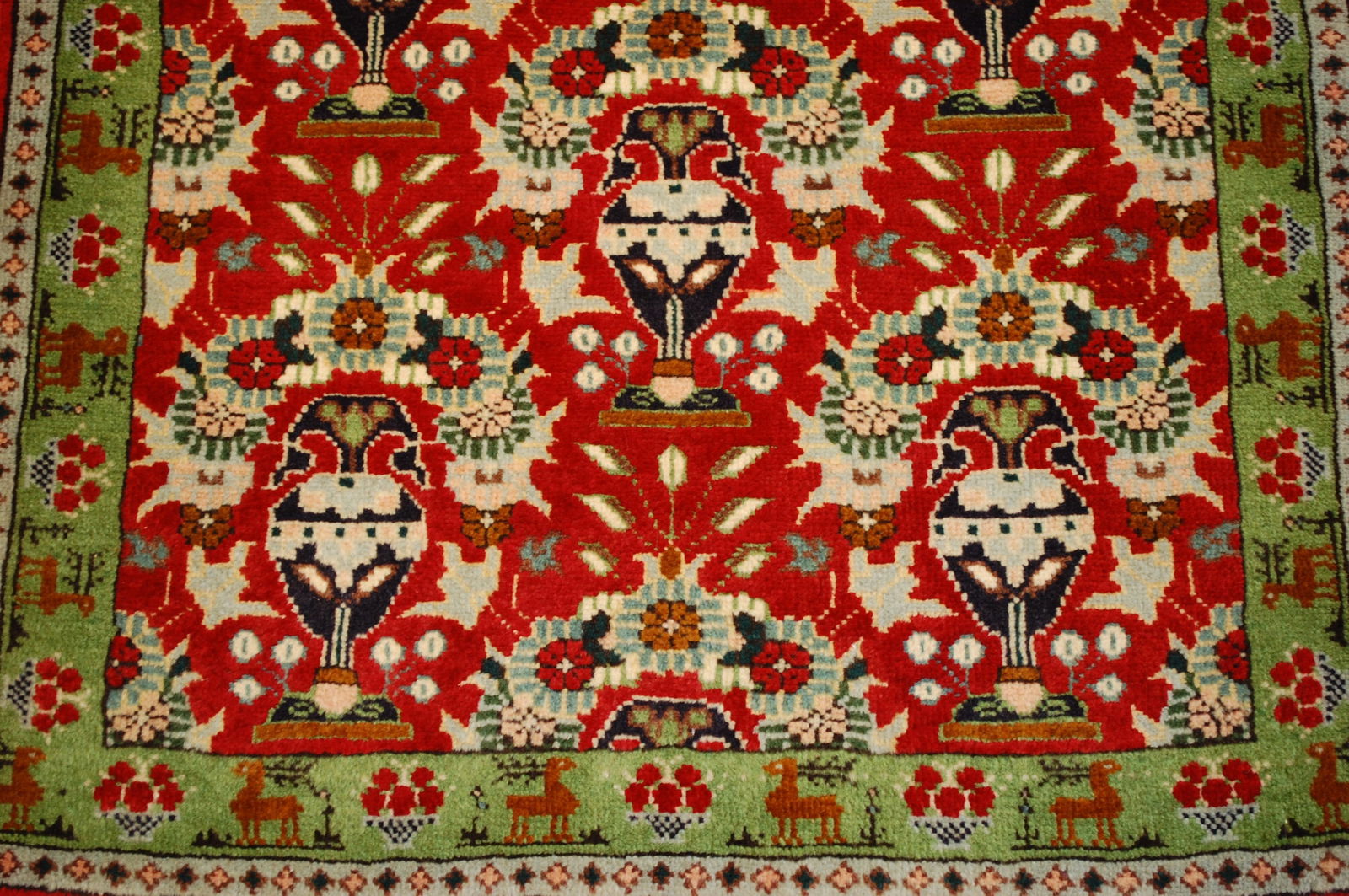 Persian BIJAR RUG 2.5x3.5: Title:Persian BIJAR RUG 2.5x3.5Description:OLD, ANTIQUE HIGHLY DETAILED FINE VILLAGE WOVEN KORK WOOL_HIGH KPSI WOVEN AUTHENTIC HAND KNOTTED Persian BEJAR RUG.........Highly detailed allover design