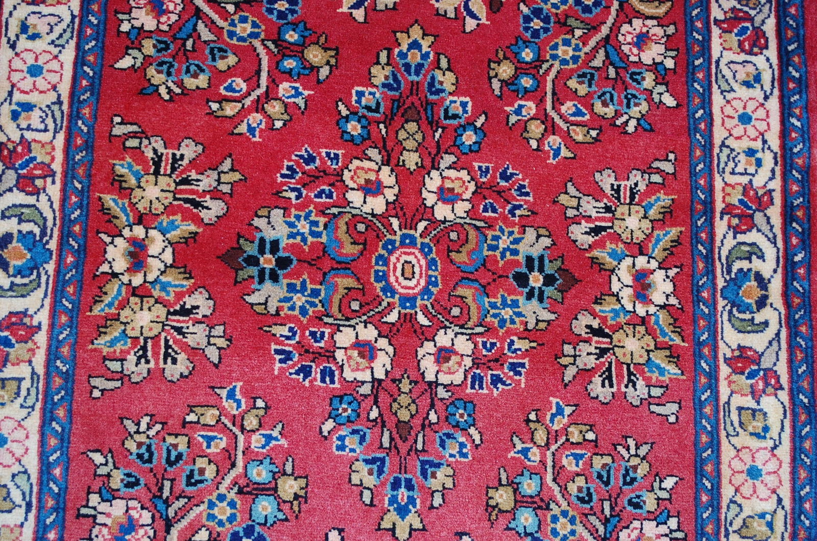 PERSIAN SARUK RUG 2' 7" X 4' 6" (1 of 12)