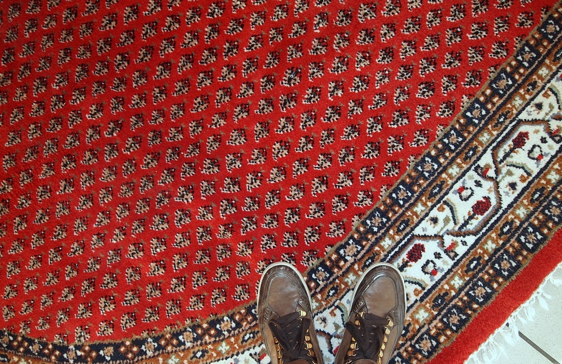 Handmade vintage Indo-Seraband rug 6.5' x 9.8' (198cm x 298cm) 1980s - 12