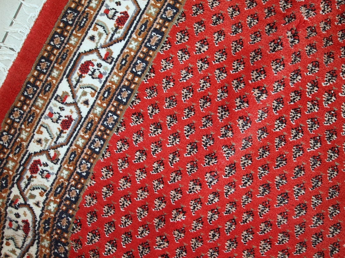 Handmade vintage Indo-Seraband rug 6.5' x 9.8' (198cm x 298cm) 1980s - 9