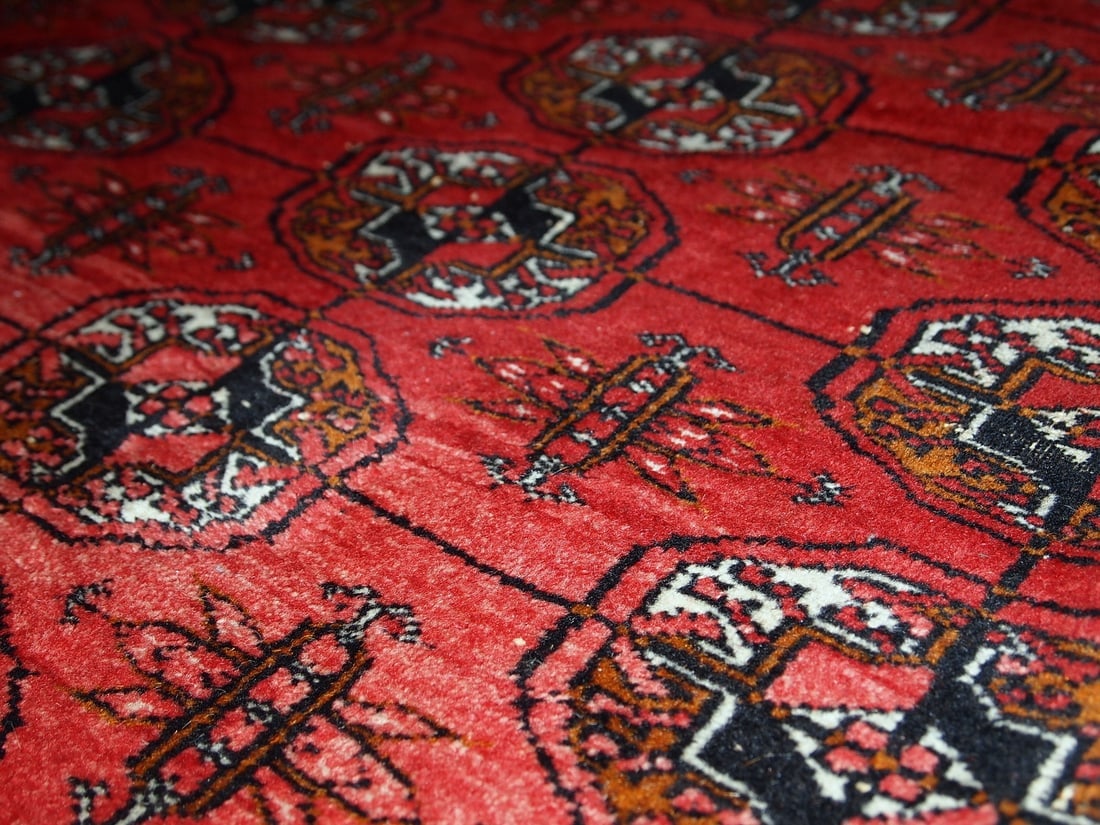 Handmade vintage Pakistani Tekke rug 4.1' x 5.9' (127cm x 180cm) 1960s - 12