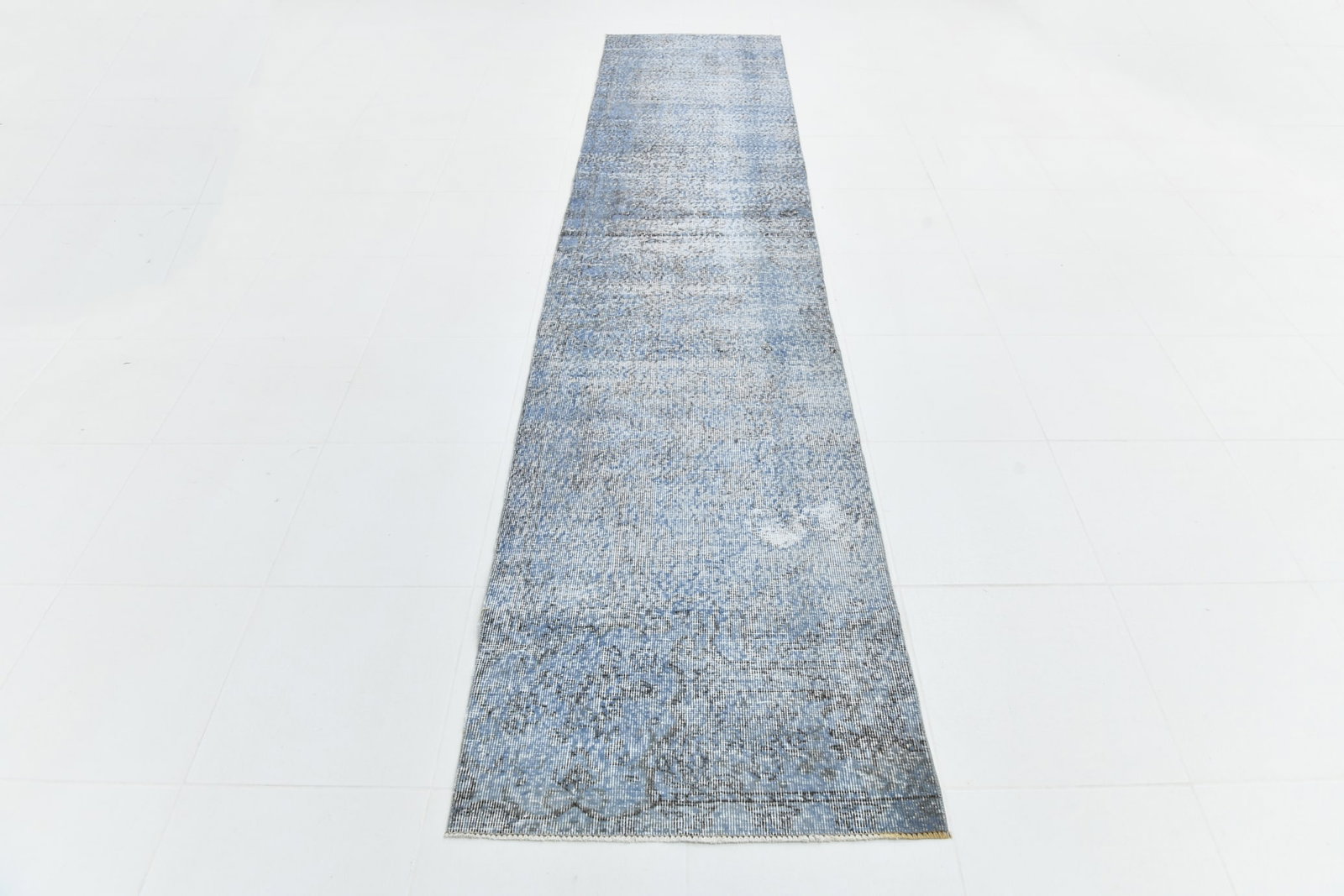 2'5'' x 11'6'' Turkish Vintage Runner Rug - 23228 - 17