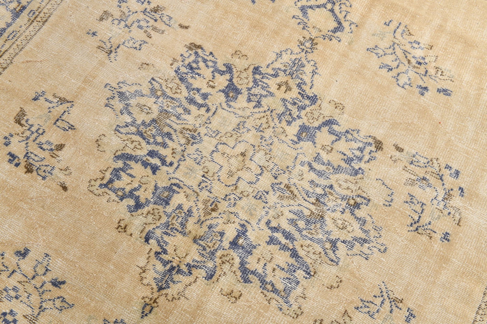 6'10'' x 9'11'' Handmade Vintage Wool Rug - 22110 - 6