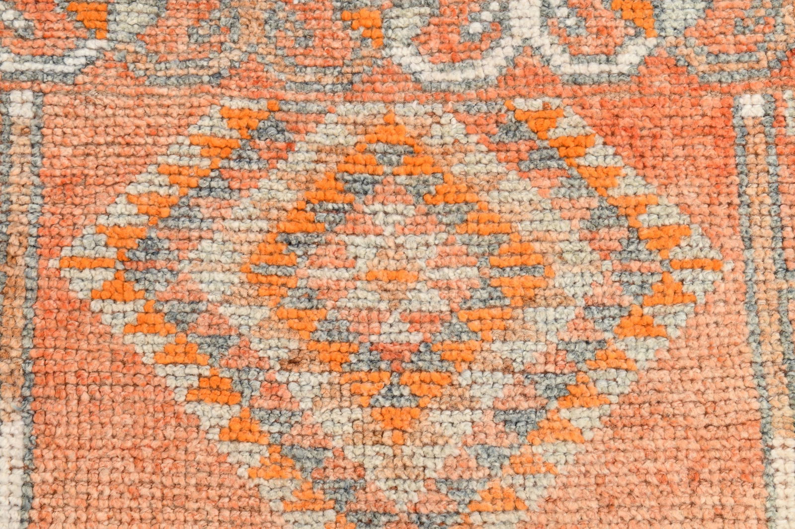 3'1'' x 11'1'' Handmade Vintage Wool Rug - 22294 - 10