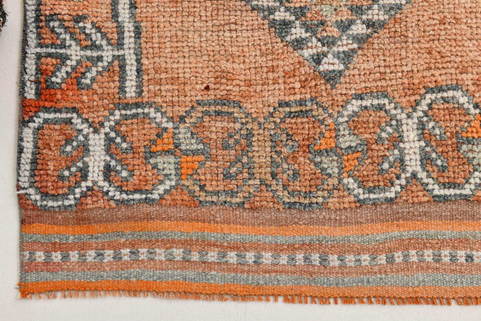 3'1'' x 11'1'' Handmade Vintage Wool Rug - 22294 - 12
