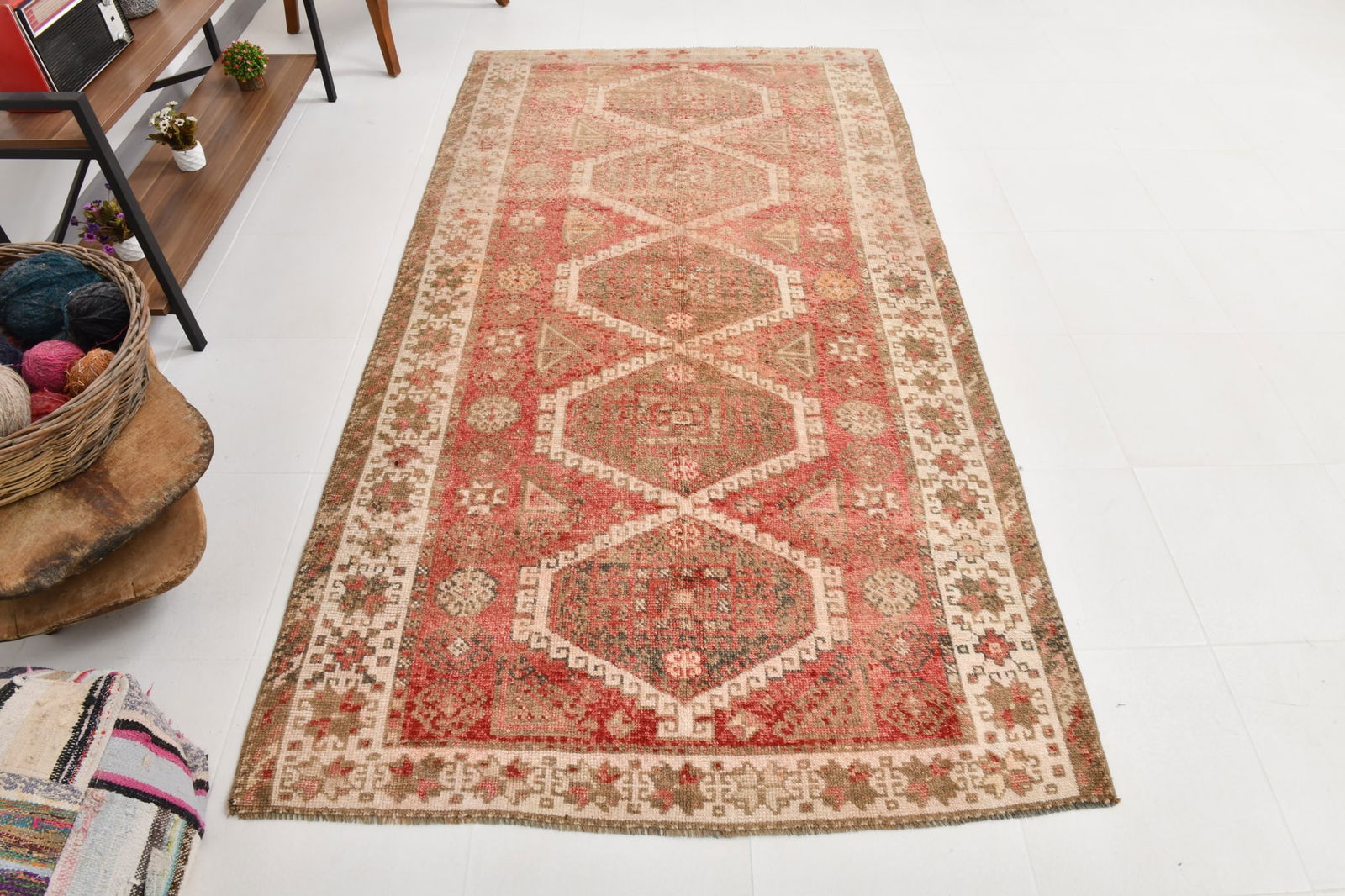 4'5'' x 8'4'' Vintage Wool Runner Rug - 22292 - 5