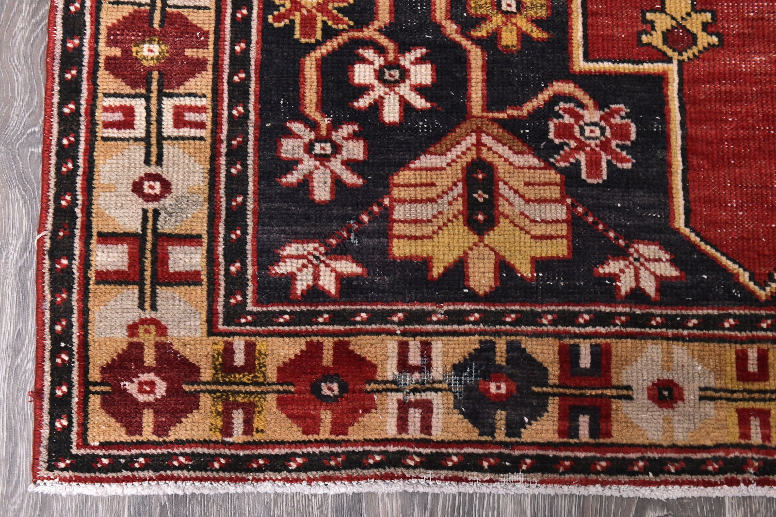 4'0'' x 8'1'' Handmade Vintage Wool Rug - 1895 - 7