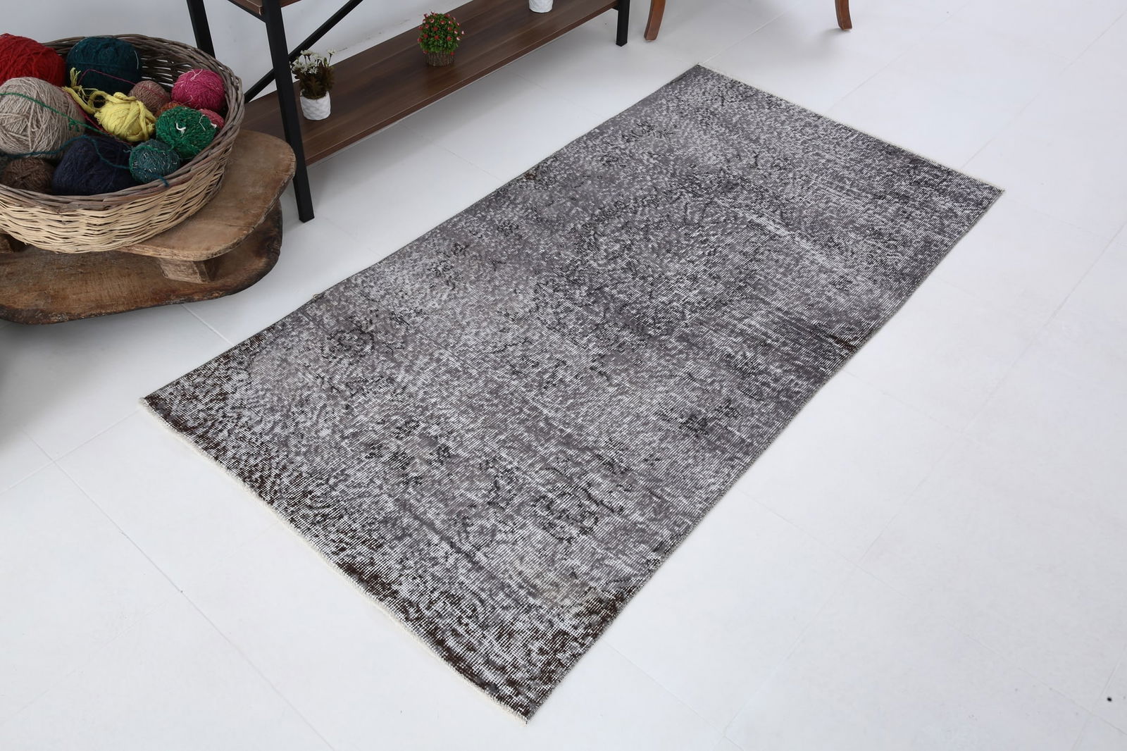 3'1'' x 5'11'' Handmade Vintage Wool Rug - 4845 - 3