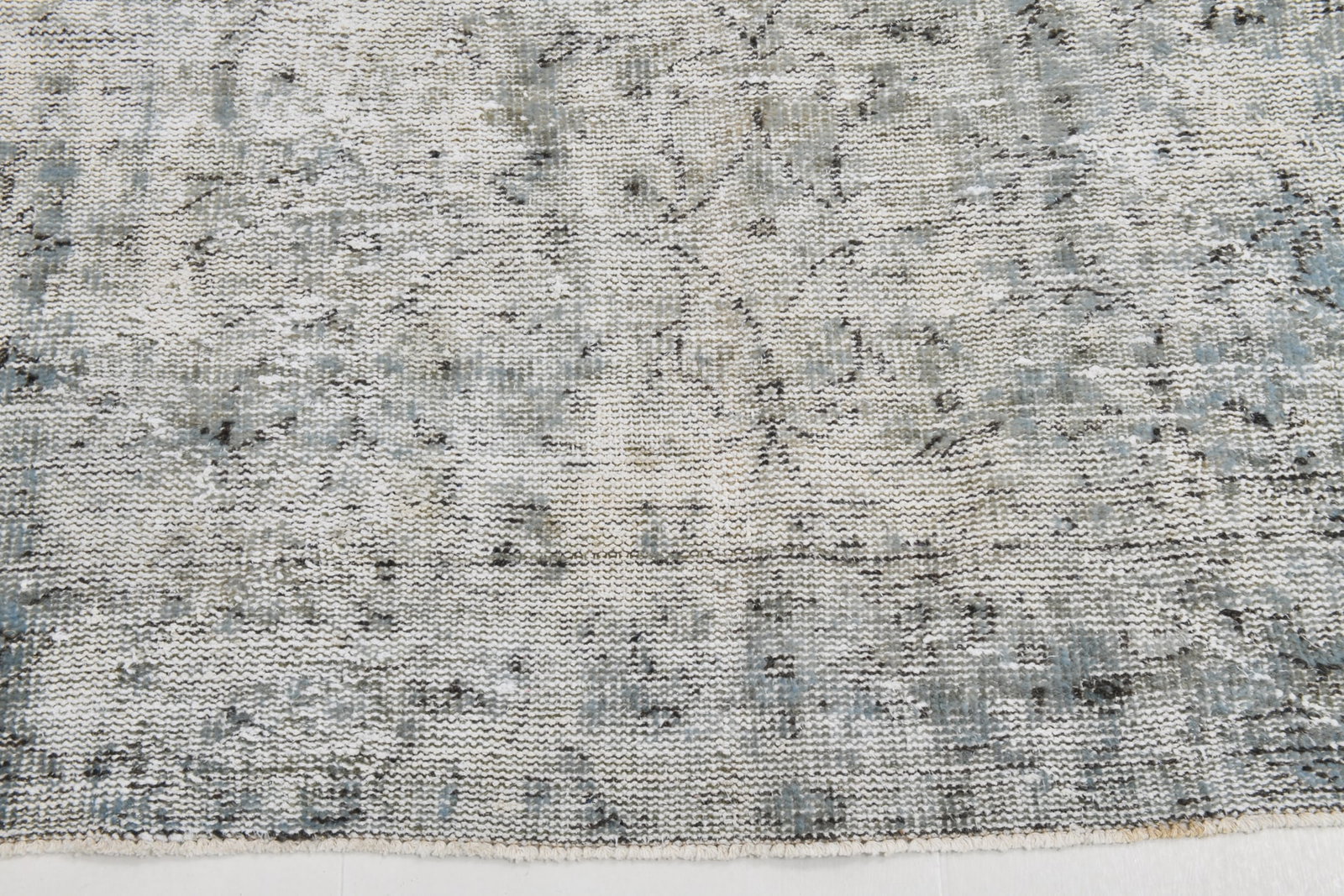 6'6'' x 9'10'' Handmade Vintage Wool Rug - 6607 - 12