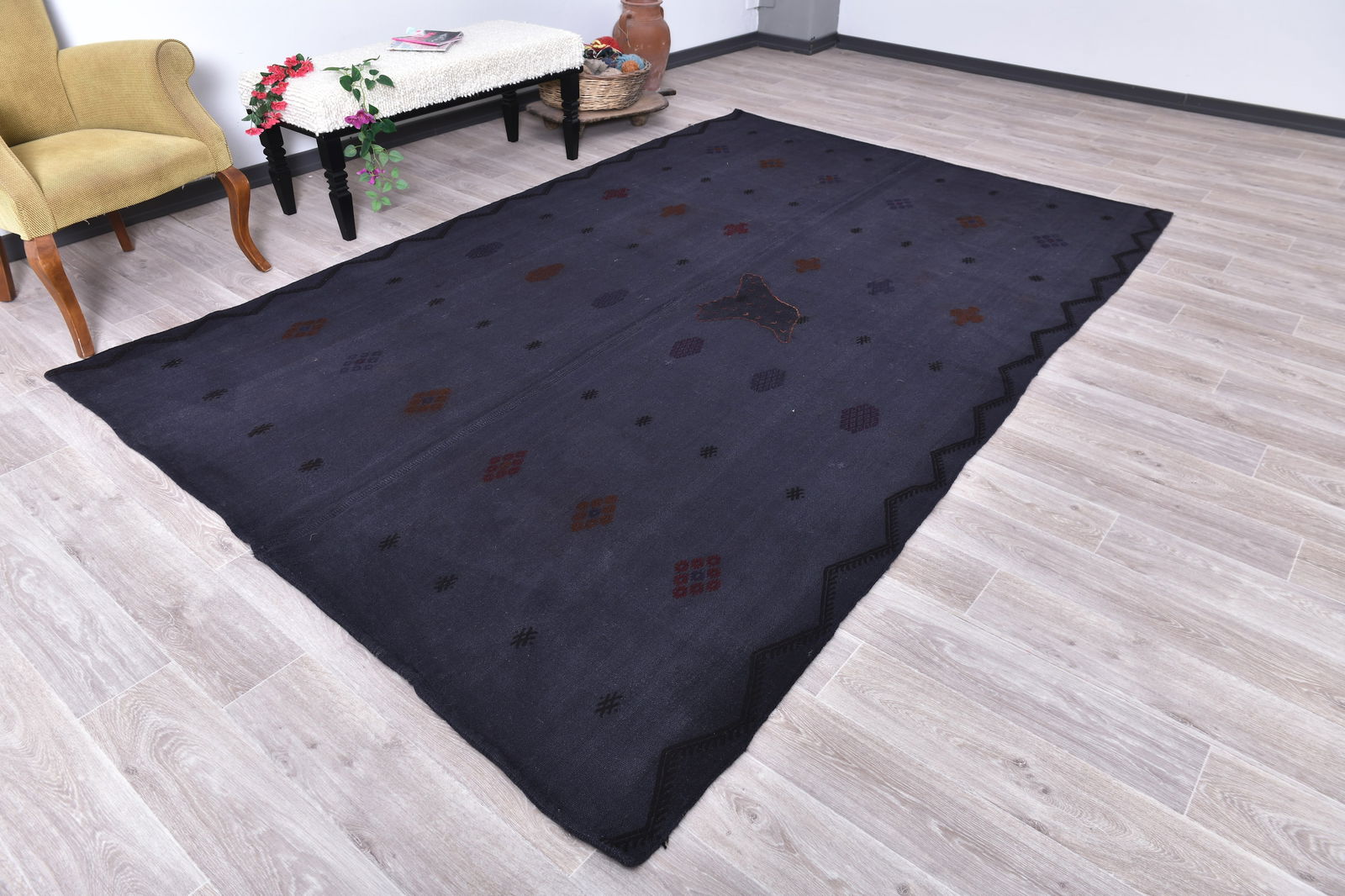 6'9'' x 10'5'' Turkish Vintage Hemp Rug - 241500 - 2