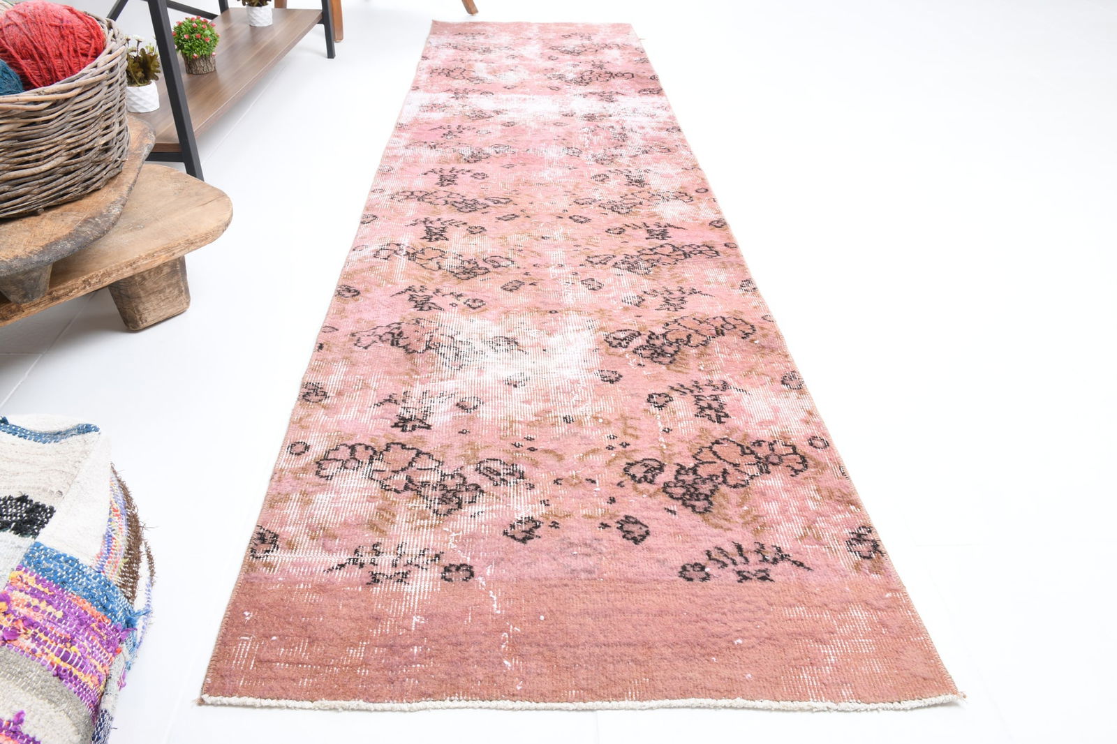 2'5'' x 9'3'' Vintage Wool Runner Rug - 17545 - 6