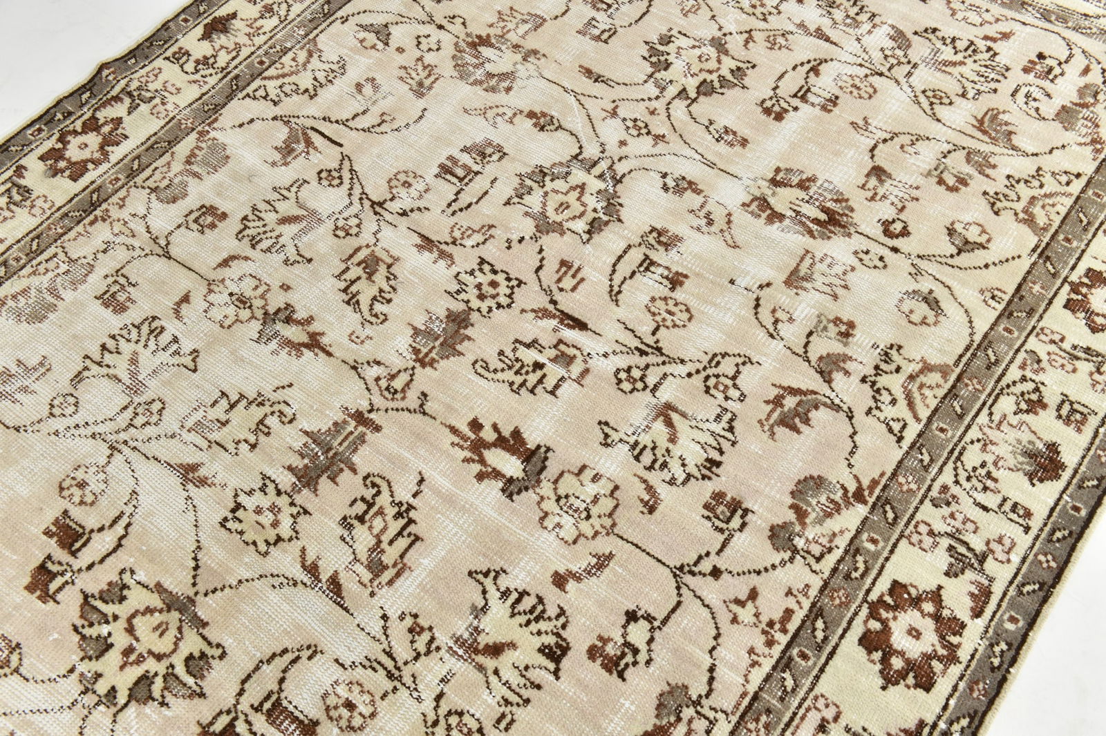 5'8'' x 9'0'' Handmade Vintage Wool Rug - 24722 - 5