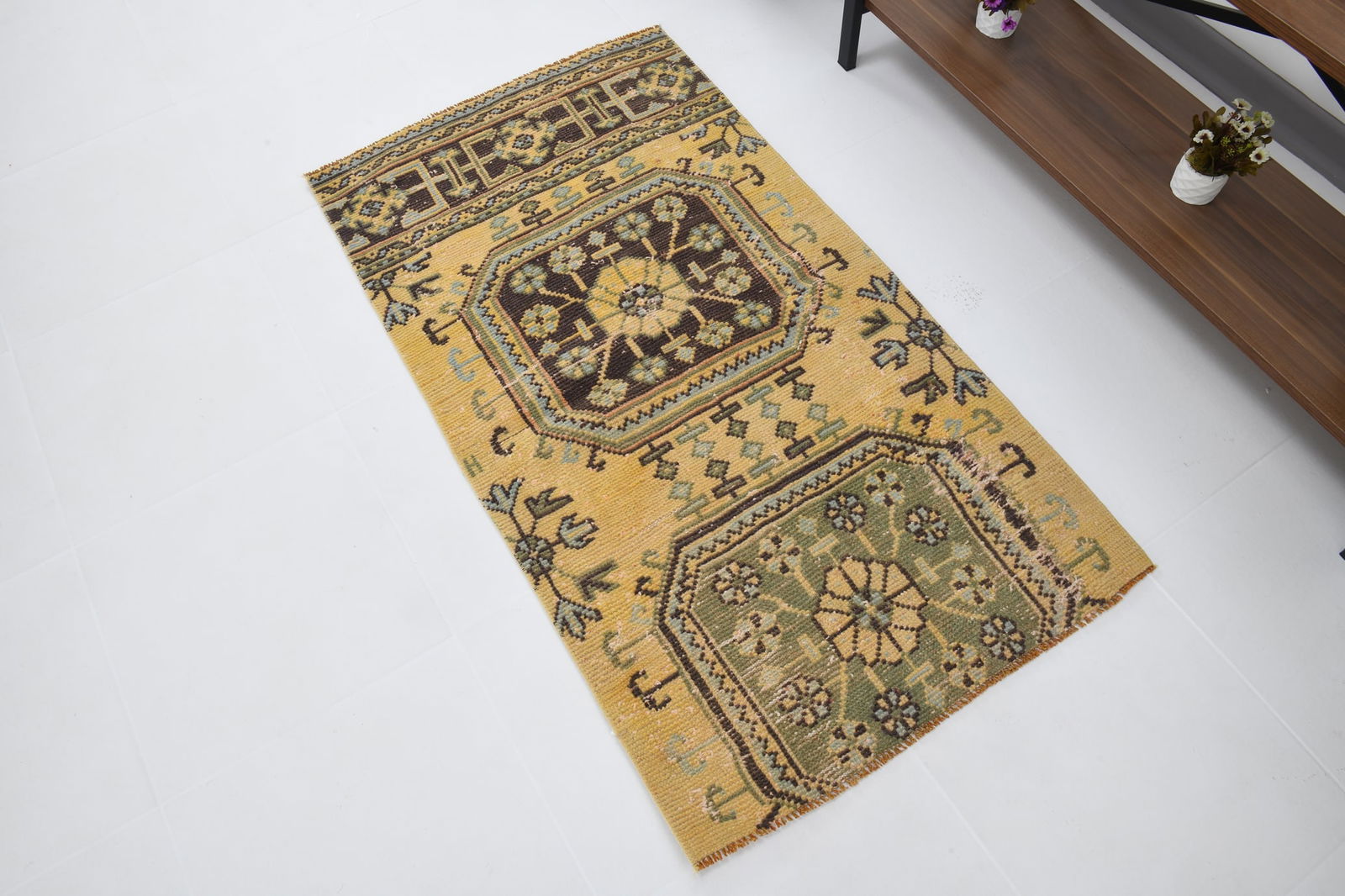 2'4'' x 4'3'' Handmade Vintage Wool Rug - 18538 - 3