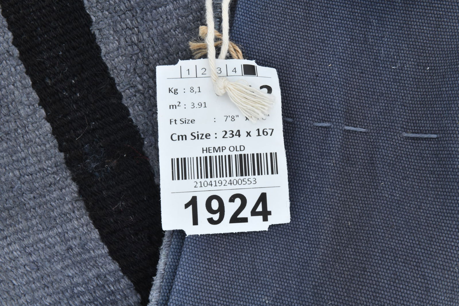 5'5'' x 7'8'' Decorative Vintage Rug - 1924 - 20