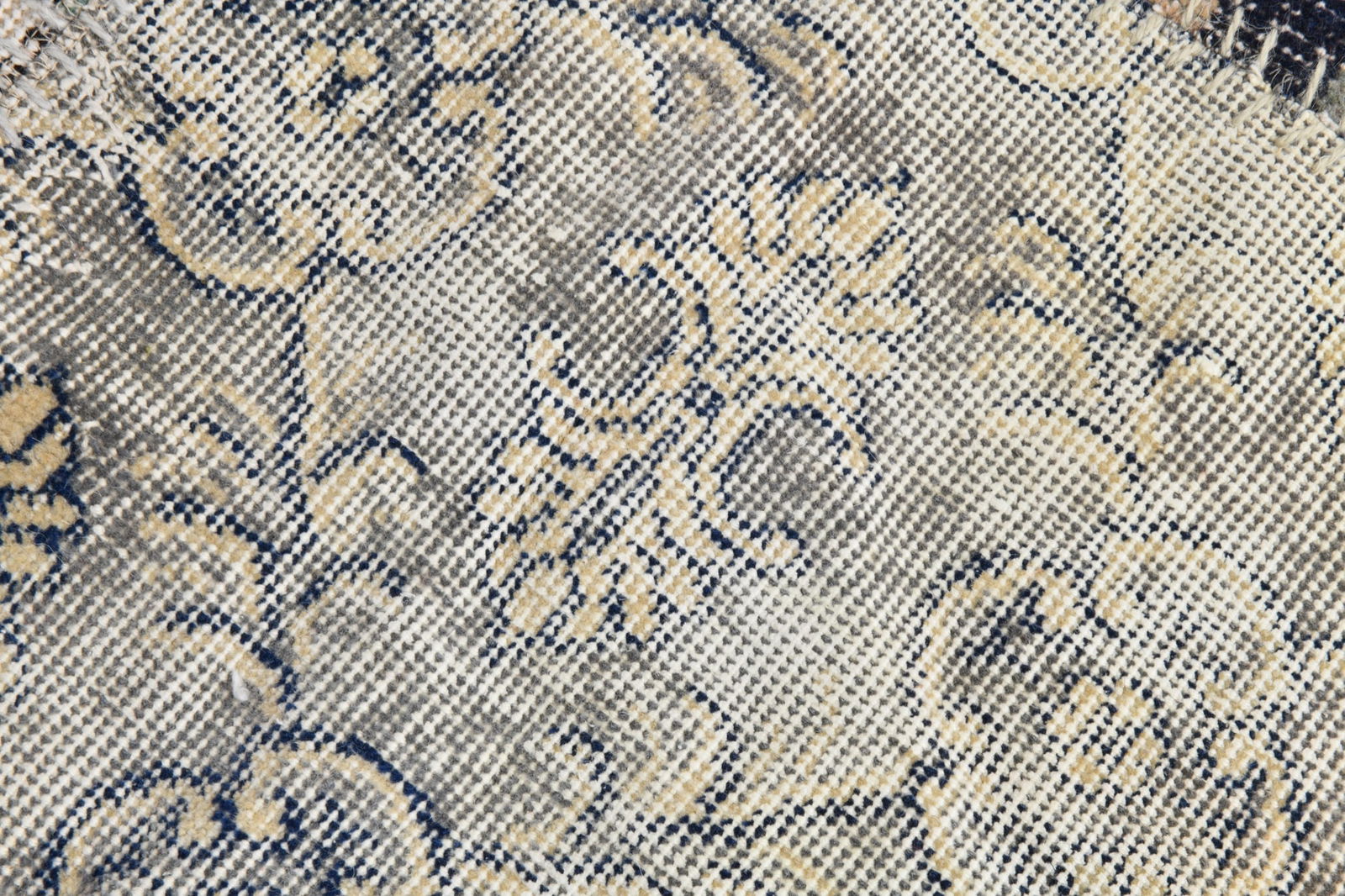 6'10'' x 9'11'' Handmade Vintage Wool Patchwork Rug - 21530 - 7