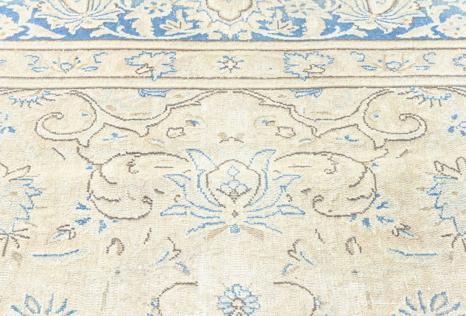 Antique Muted Beige Floral 9X12 Distressed Vintage Oriental Rug - 7