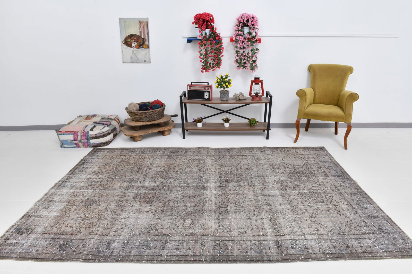 6'3'' x 9'7'' Handmade Vintage Wool Rug - 21061 - 3