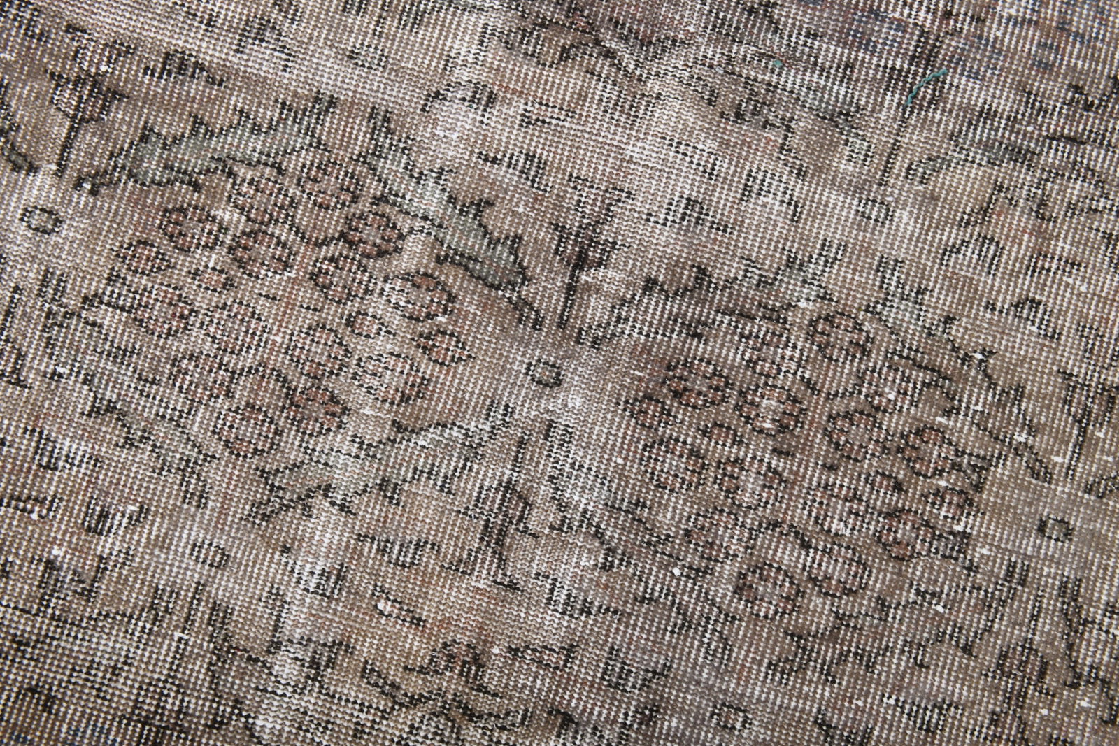 6'3'' x 9'7'' Handmade Vintage Wool Rug - 21061 - 6