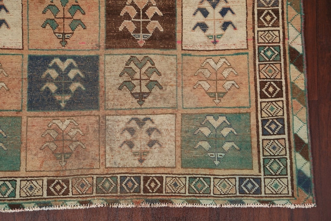 Antique Wool Bakhtiari Persian Area Rug 5x9 - 7