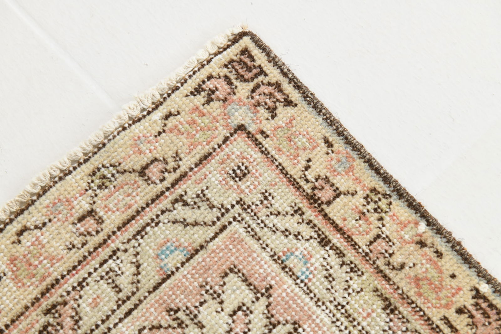 6'9'' x 9'10'' Handmade Vintage Wool Rug - 17745 - 10