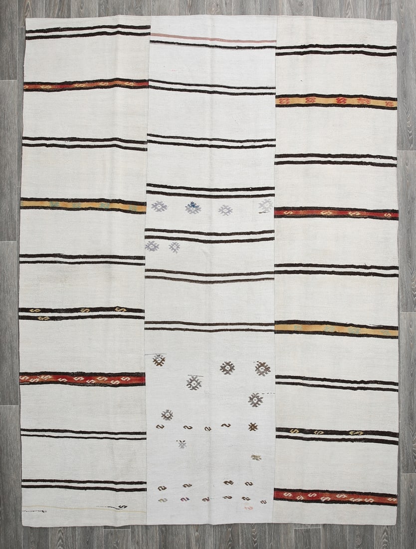 7'7'' x 10'3'' VINTAGE FLOOR CUSHION - 2042 (1 of 20)