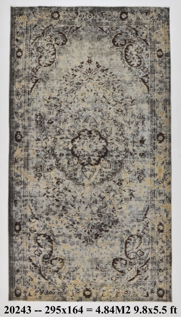 5'4'' x 9'8'' Handmade Vintage Wool Rug - 20243: Title: 5'4'' x 9'8'' Handmade Vintage Wool Rug - 20243 Description:5'4'' x 9'8'' Handmade Vintage Wool Rug - 20243 Origin:Turkiye Date/Period:1960-90 Materials:Wool,Cotton Dimension:5'4''x9'8'' ft, 16