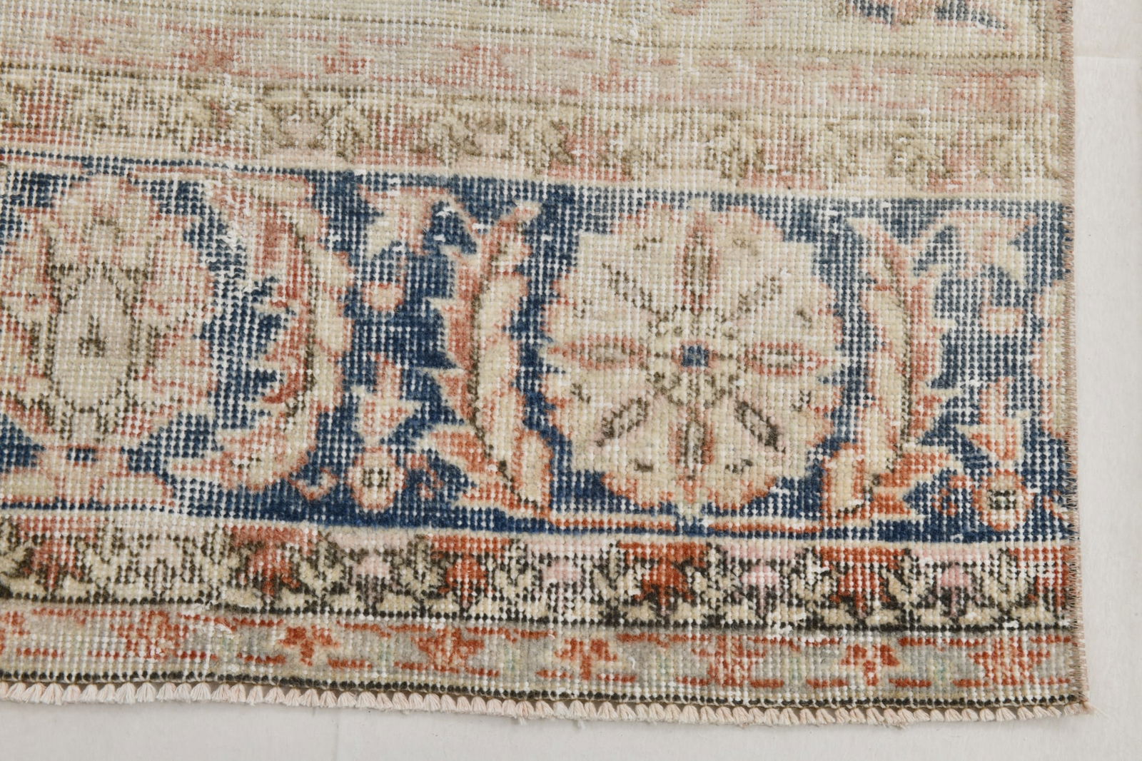 2'4'' x 8'11'' Handmade Vintage Wool Rug - 22442 - 11