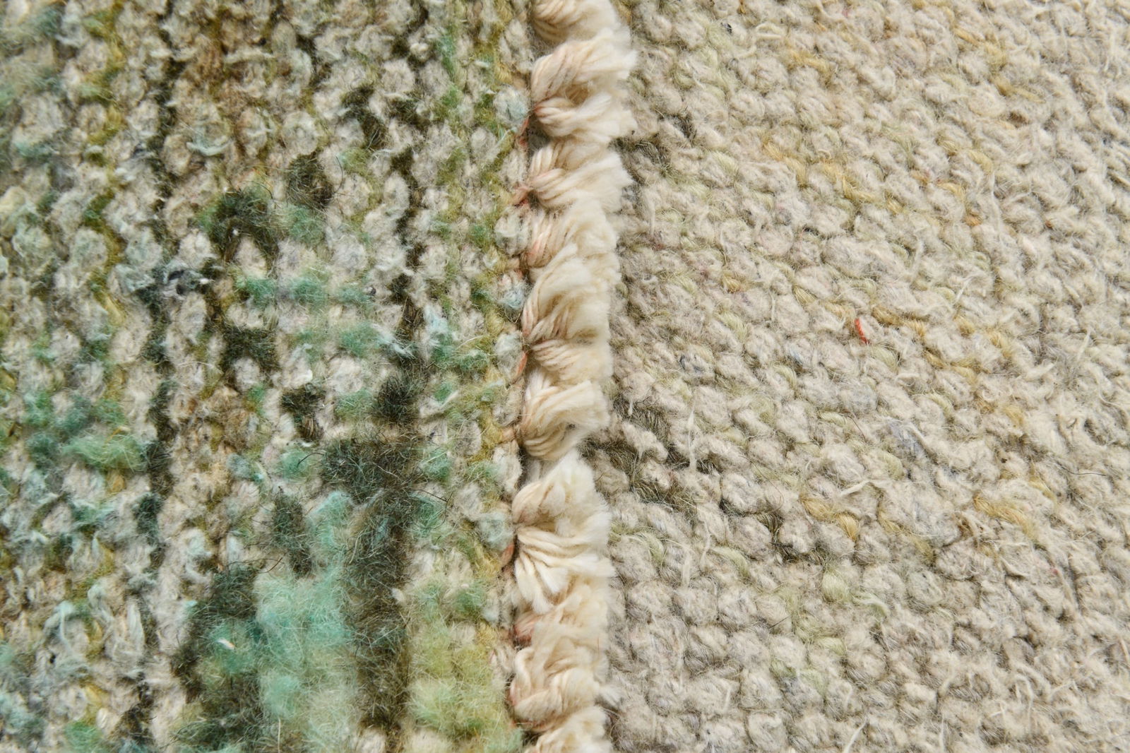 5'6'' x 9'0'' Handmade Vintage Wool Rug - 20133 - 13