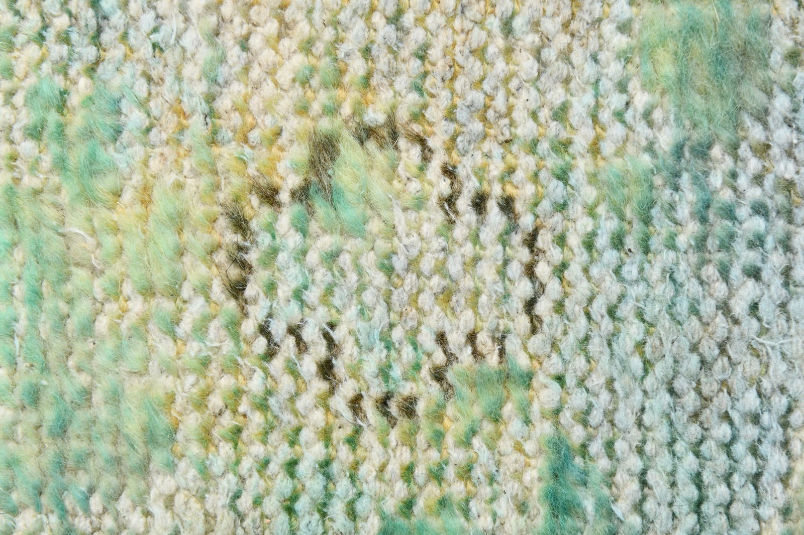 5'6'' x 9'0'' Handmade Vintage Wool Rug - 20133 - 16