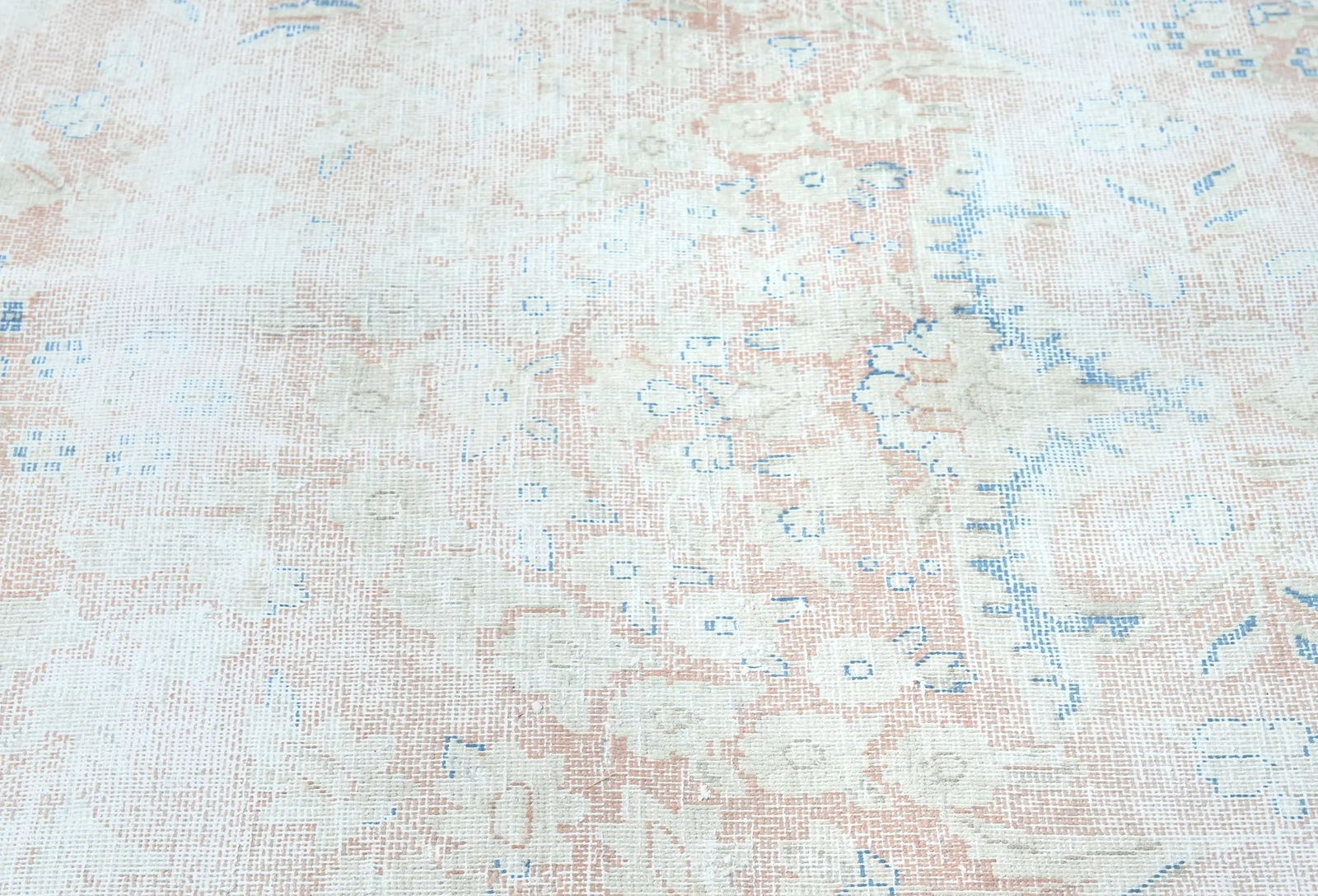 Antique Muted Cream Floral 9X12 Distressed Vintage Oriental Rug - 6