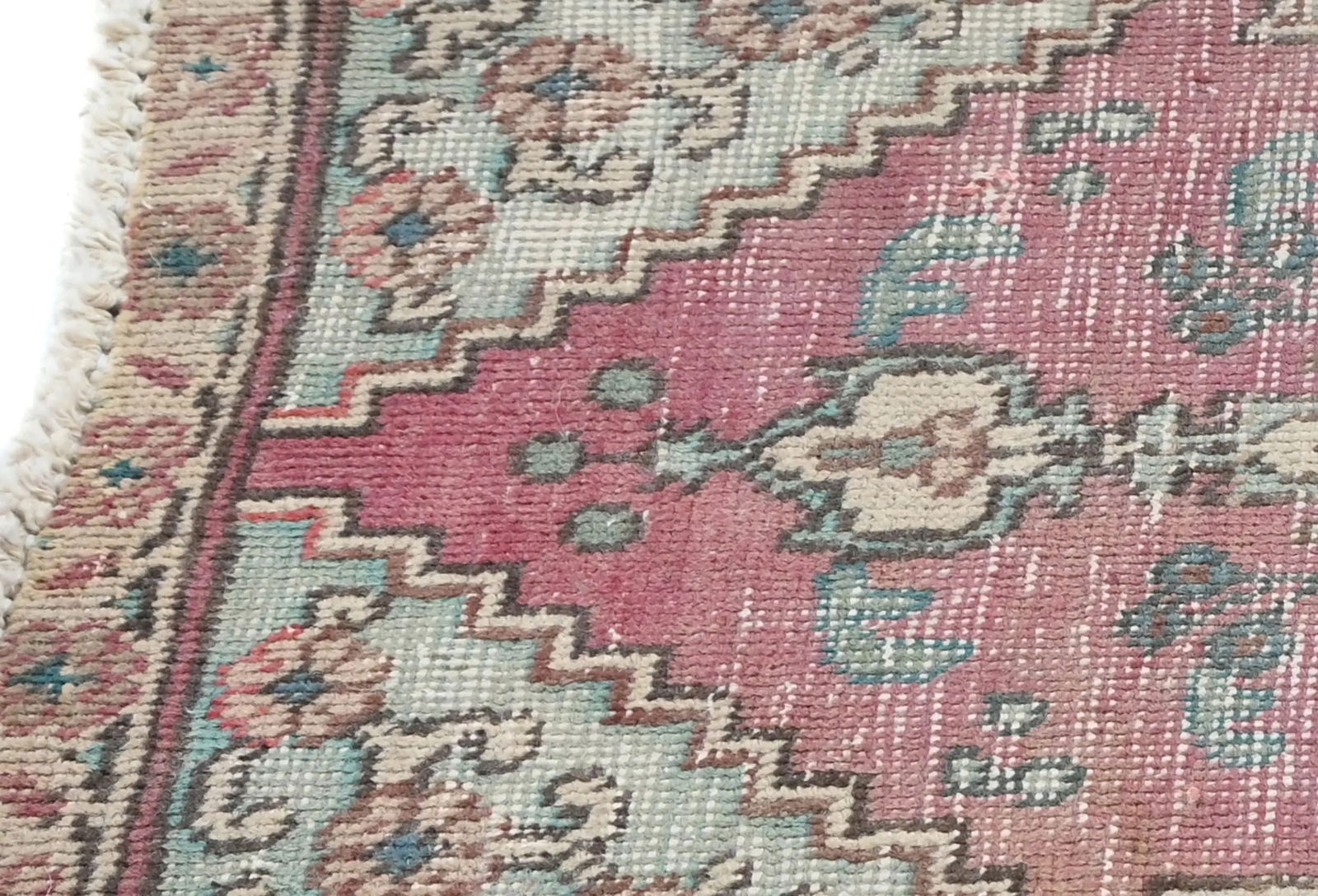 Semi Antique Muted Floral 1'7X2'6 Distressed Vintage Oriental Rug - 6