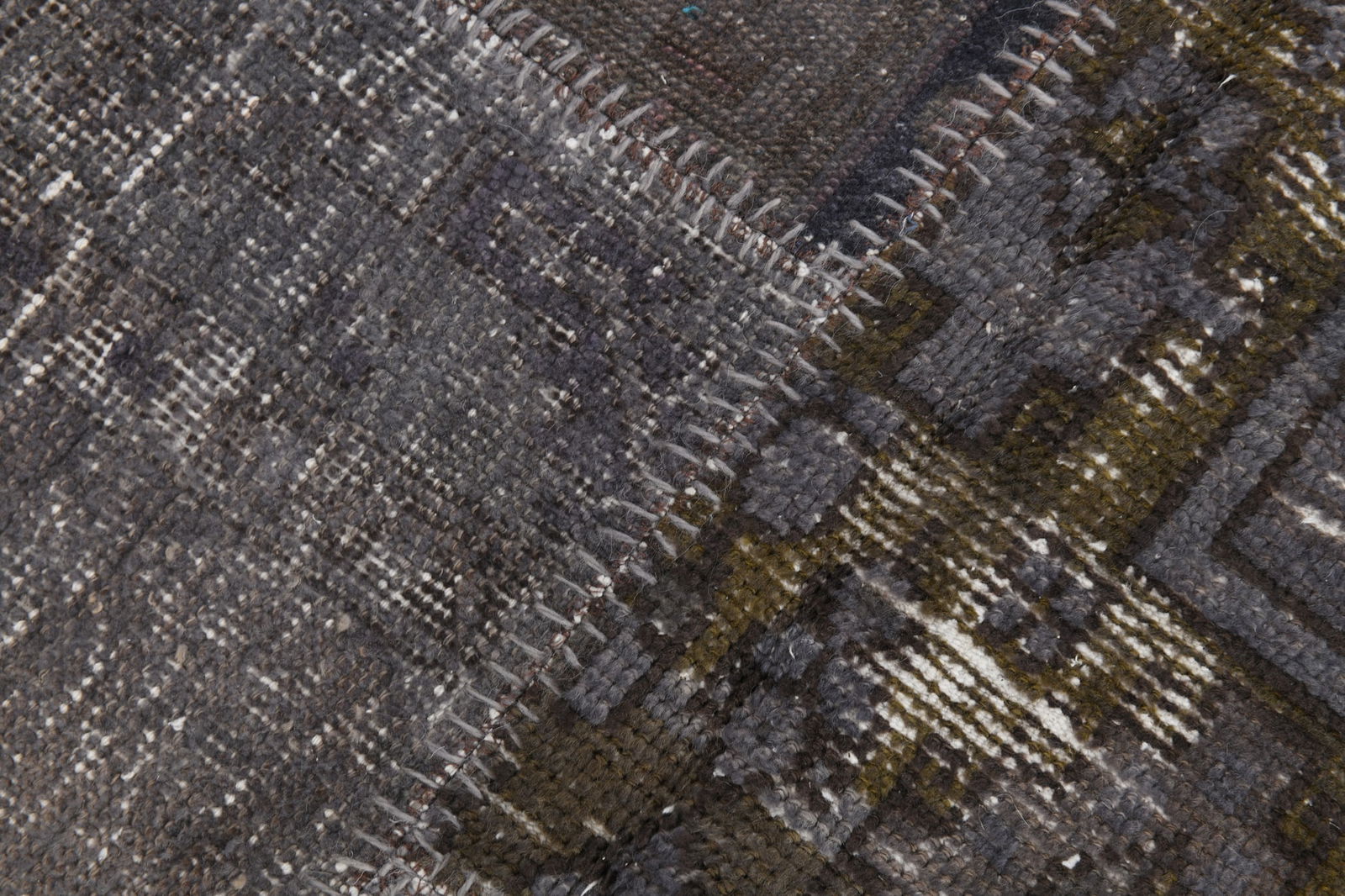 5'4'' x 7'9'' Handmade Vintage Wool Patchwork Rug - 313 - 7