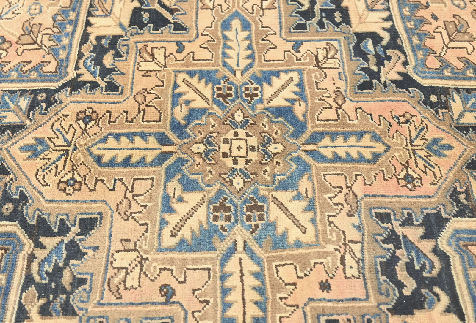 Semi Antique Light Salmon Floral 9'6X10'1 Heriz Persian Rug - 5