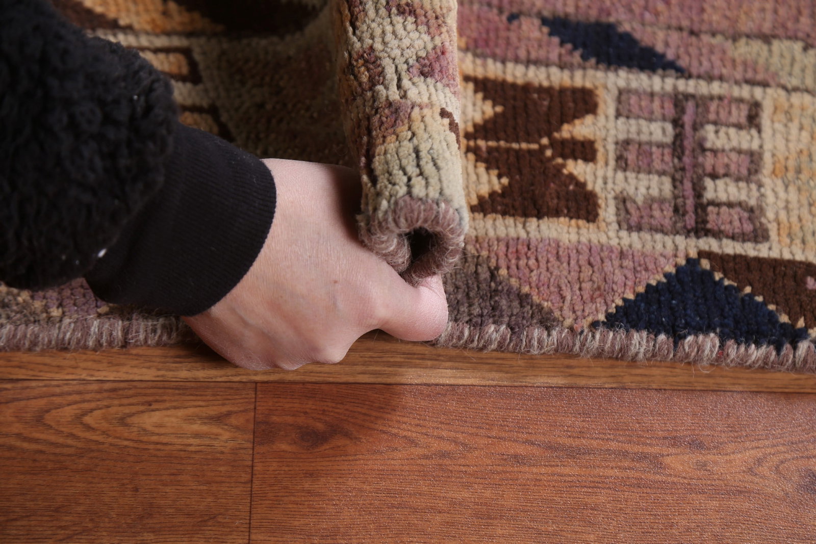 Antique Geometric Gabbeh Persian Area Rug 5x9 - 20