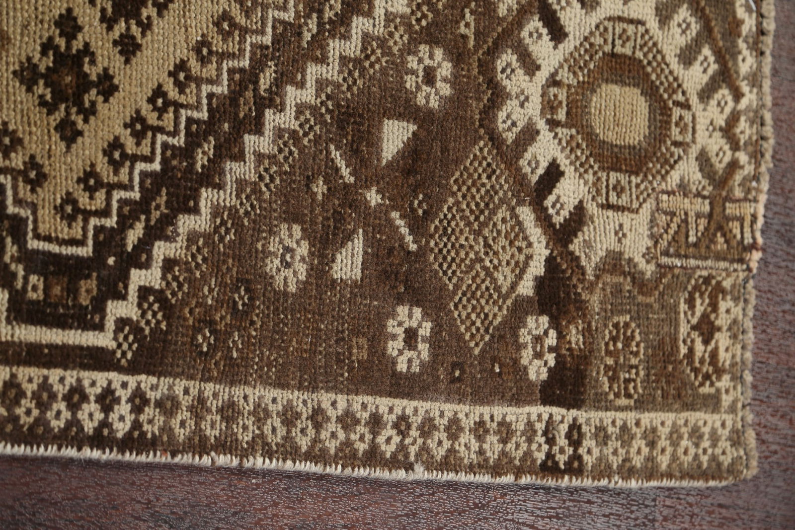 Antique Tribal Shiraz Persian Area Rug 5x7 - 11