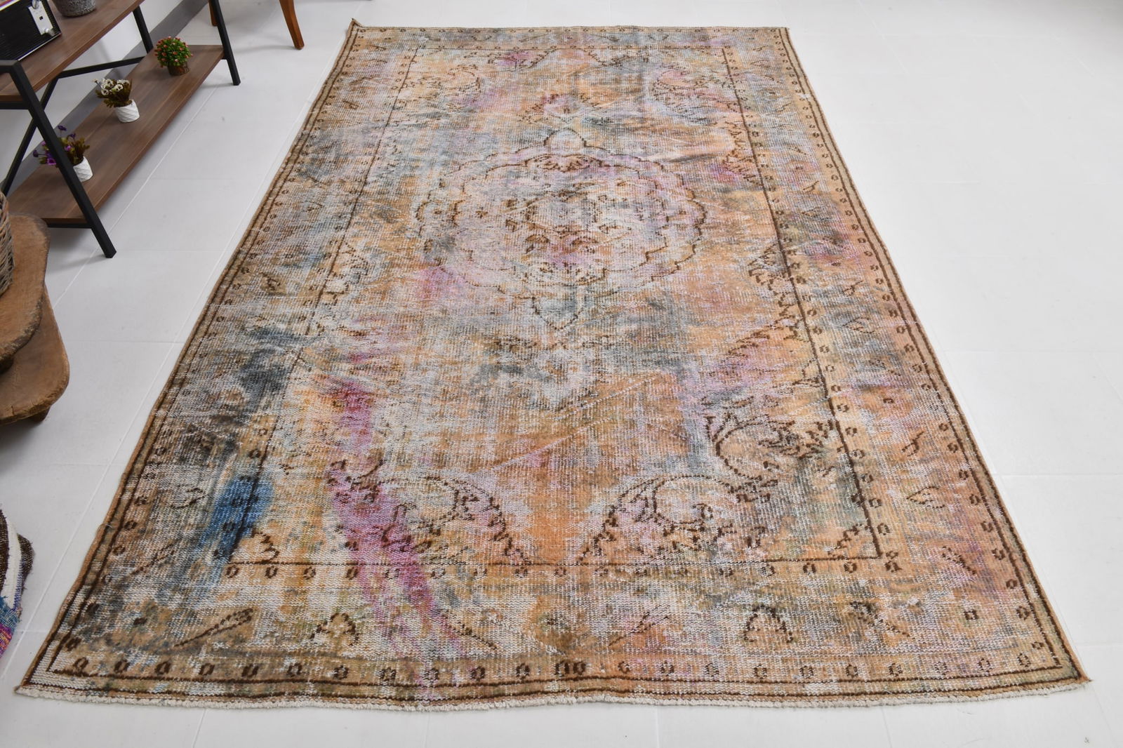 6'4'' x 9'9'' Handmade Vintage Wool Rug - 20268 - 5