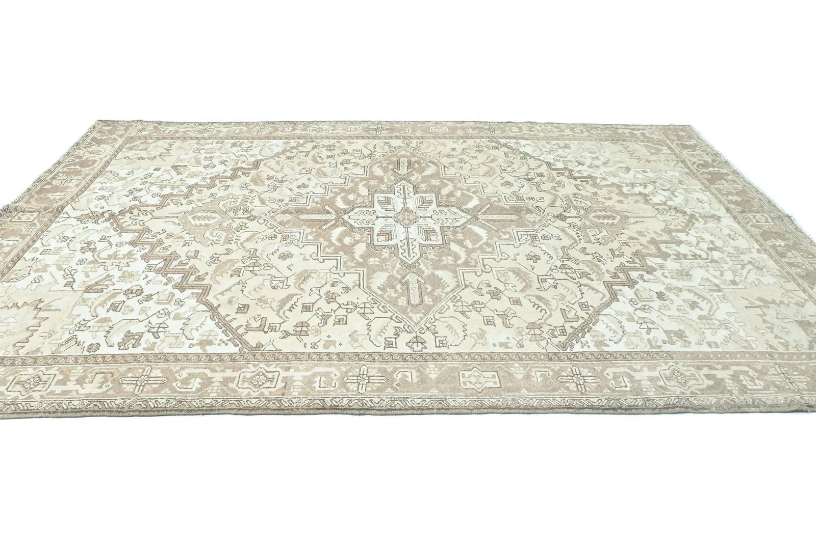 Muted Beige Floral 8X11 Distressed Vintage Oriental Rug - 4