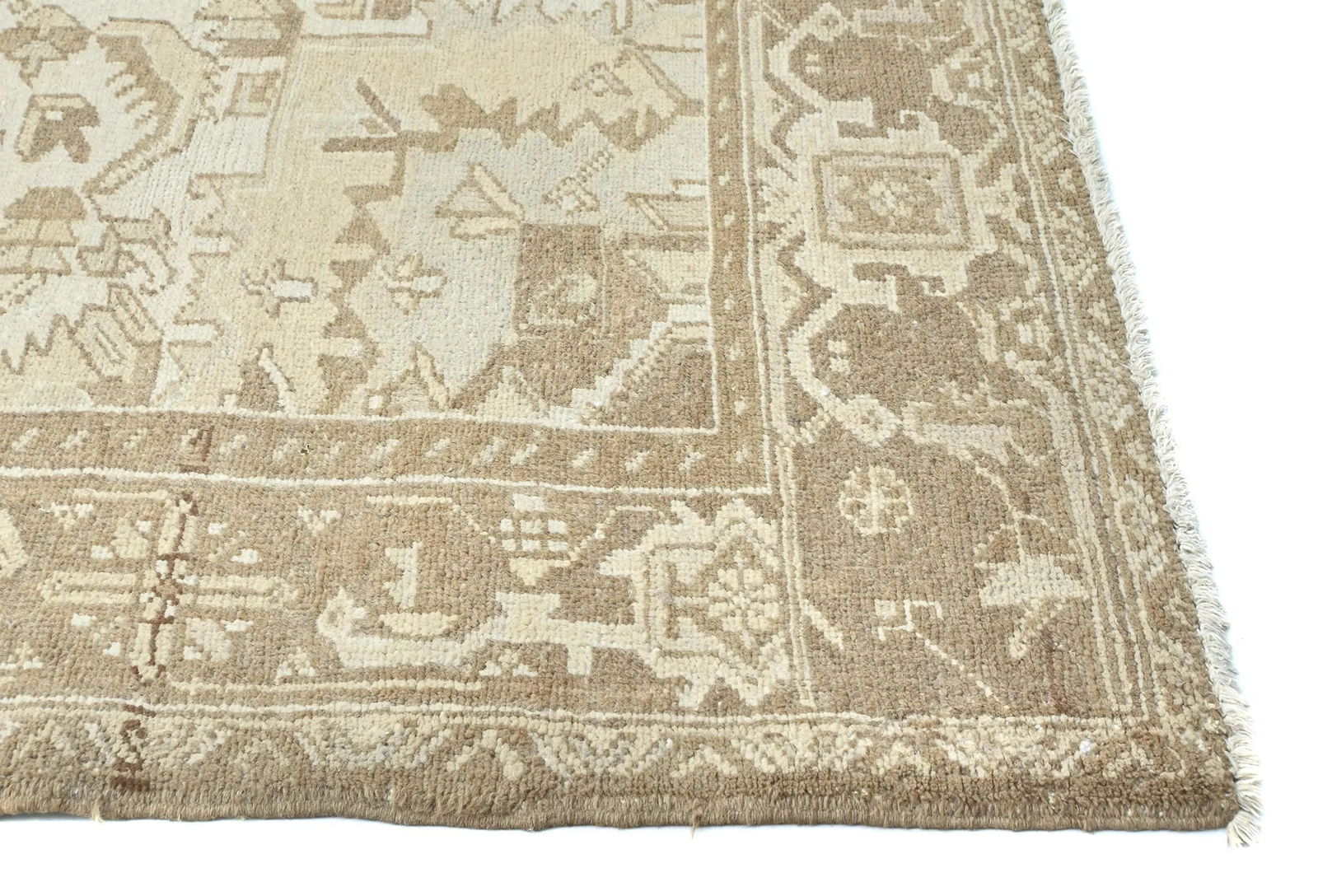 Muted Beige Floral 8X11 Distressed Vintage Oriental Rug - 8