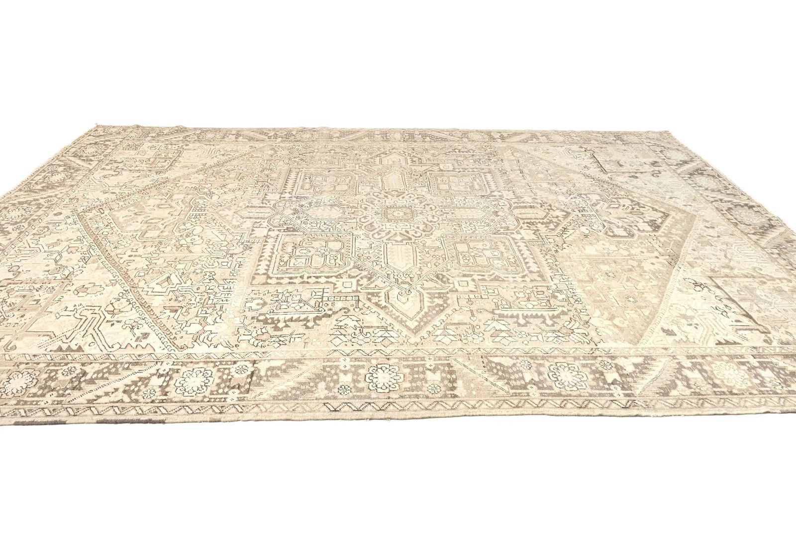 Muted Beige Floral 10X13 Distressed Vintage Oriental Rug - 4