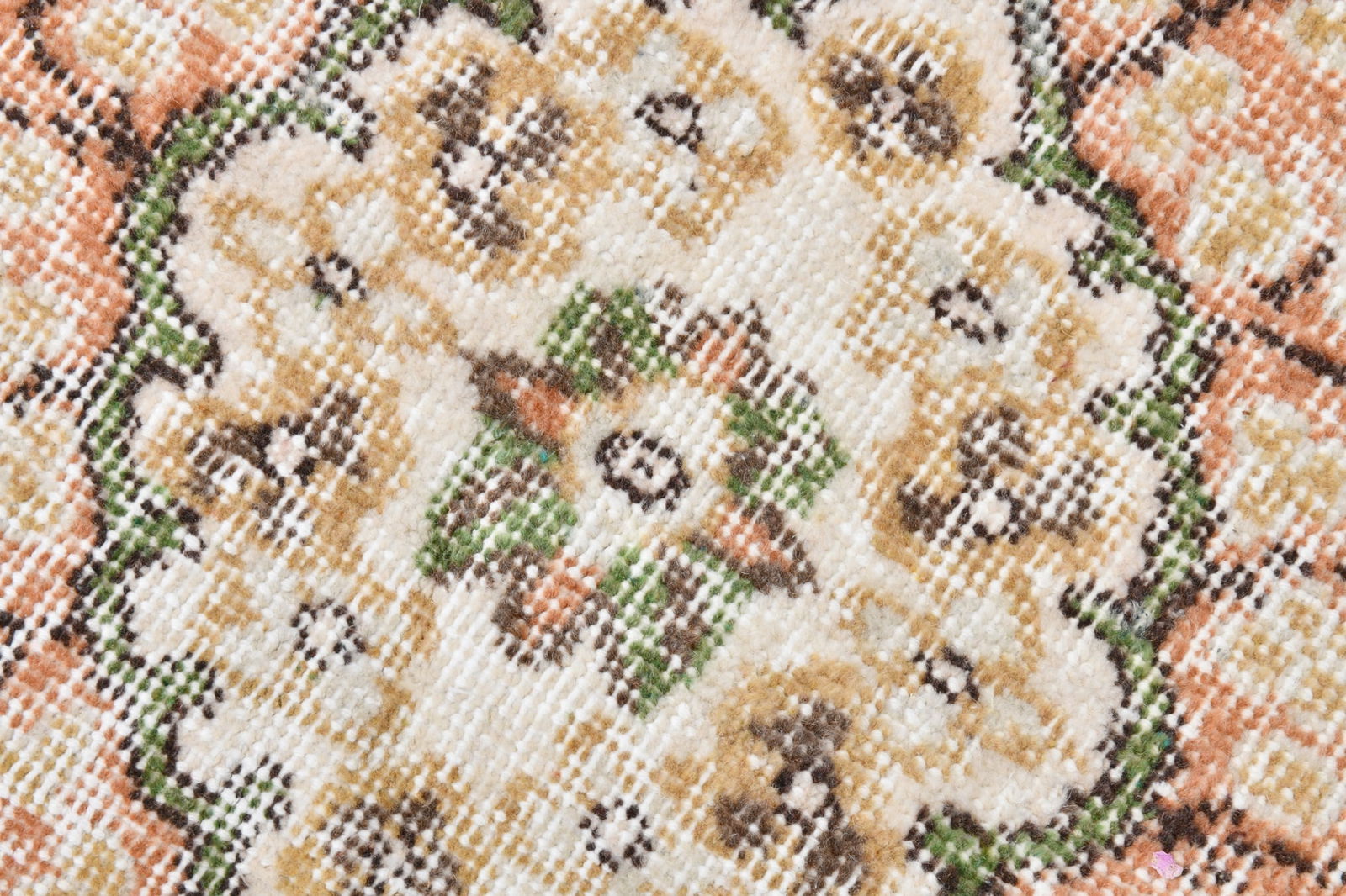 5'8'' x 9'11'' Handmade Vintage Wool Rug - 21537 - 7