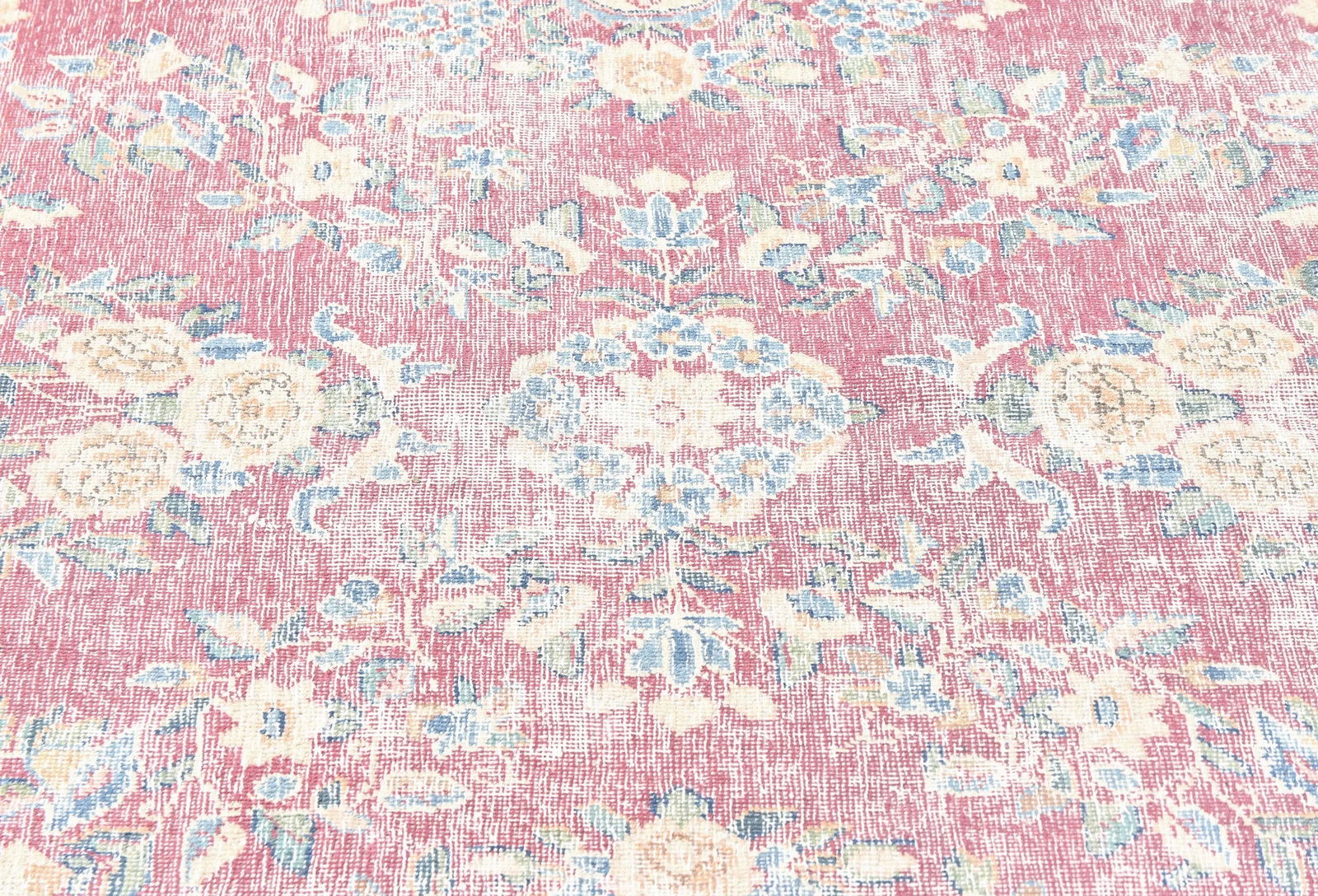 Muted Light Red Floral 7X10 Distressed Vintage Oriental Rug - 5